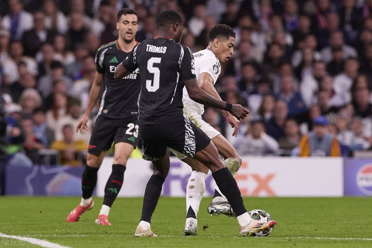 巴黎圣日耳曼惨败,形势严峻,稳步上升的简单介绍 巴黎圣日耳曼惨败,形势严峻,稳步上升的简单介绍