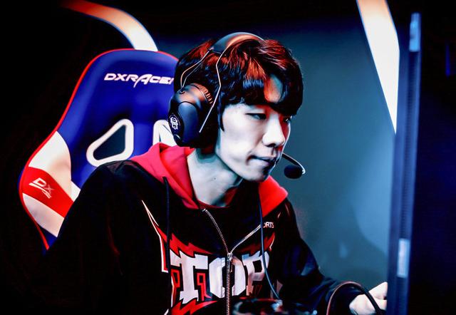 HKA碾压FNC,Scout关键团战开团秒人强强对话四强赛,留下经典瞬间的简单介绍 HKA碾压FNC,Scout关键团战开团秒人强强对话四强赛,留下经典瞬间的简单介绍