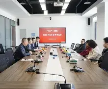 包含CLG碾压C9,Scout极限生还后反打强强对话2025世界赛,成为赛场最大亮点的词条 包含CLG碾压C9,Scout极限生还后反打强强对话2025世界赛,成为赛场最大亮点的词条