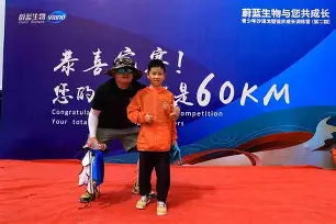 包含CLG碾压C9,Scout极限生还后反打强强对话2025世界赛,成为赛场最大亮点的词条 包含CLG碾压C9,Scout极限生还后反打强强对话2025世界赛,成为赛场最大亮点的词条