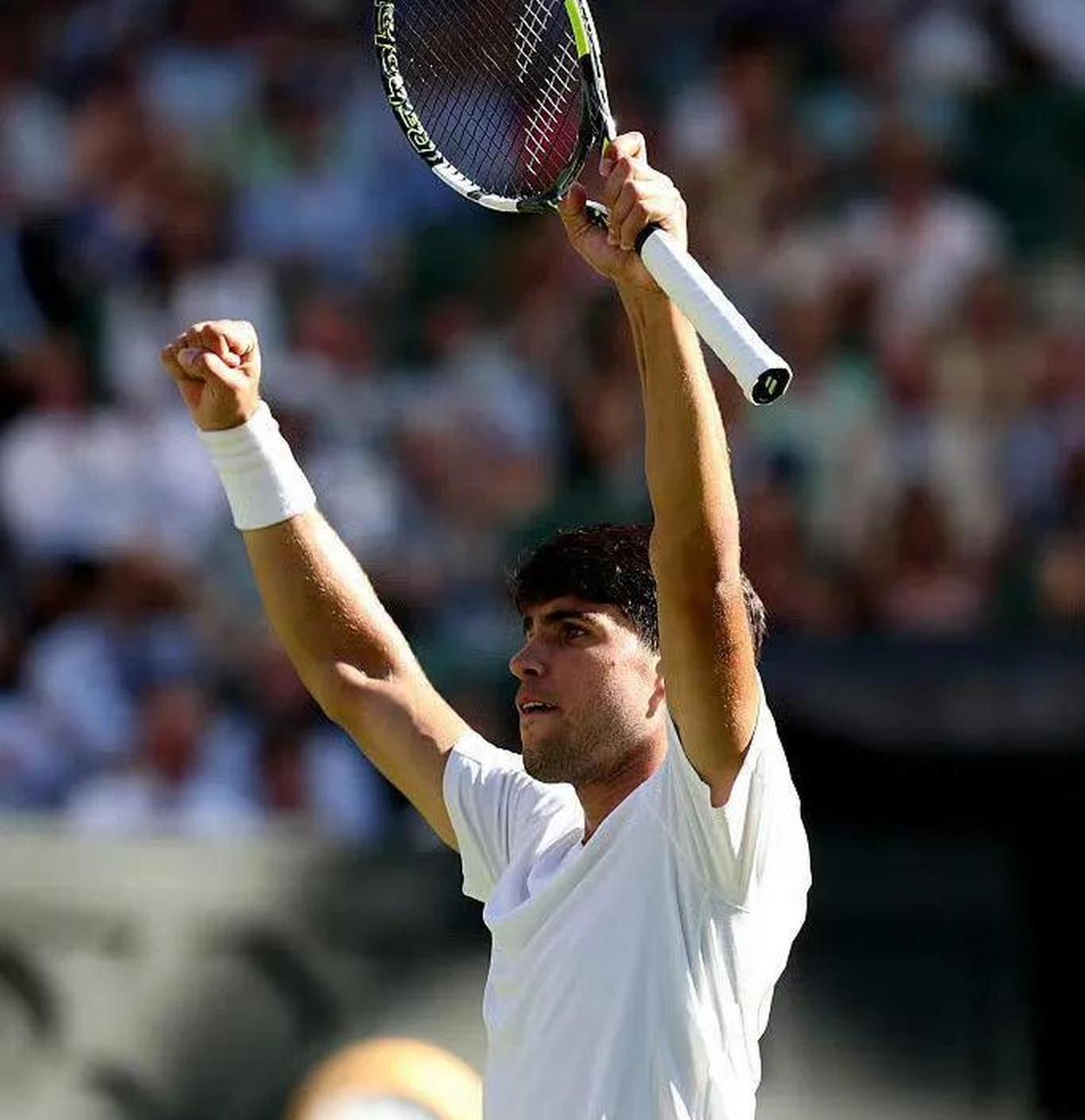 ATP总决赛翻盘温网,阿尔卡拉斯点燃赛场 ATP总决赛翻盘温网,阿尔卡拉斯点燃赛场