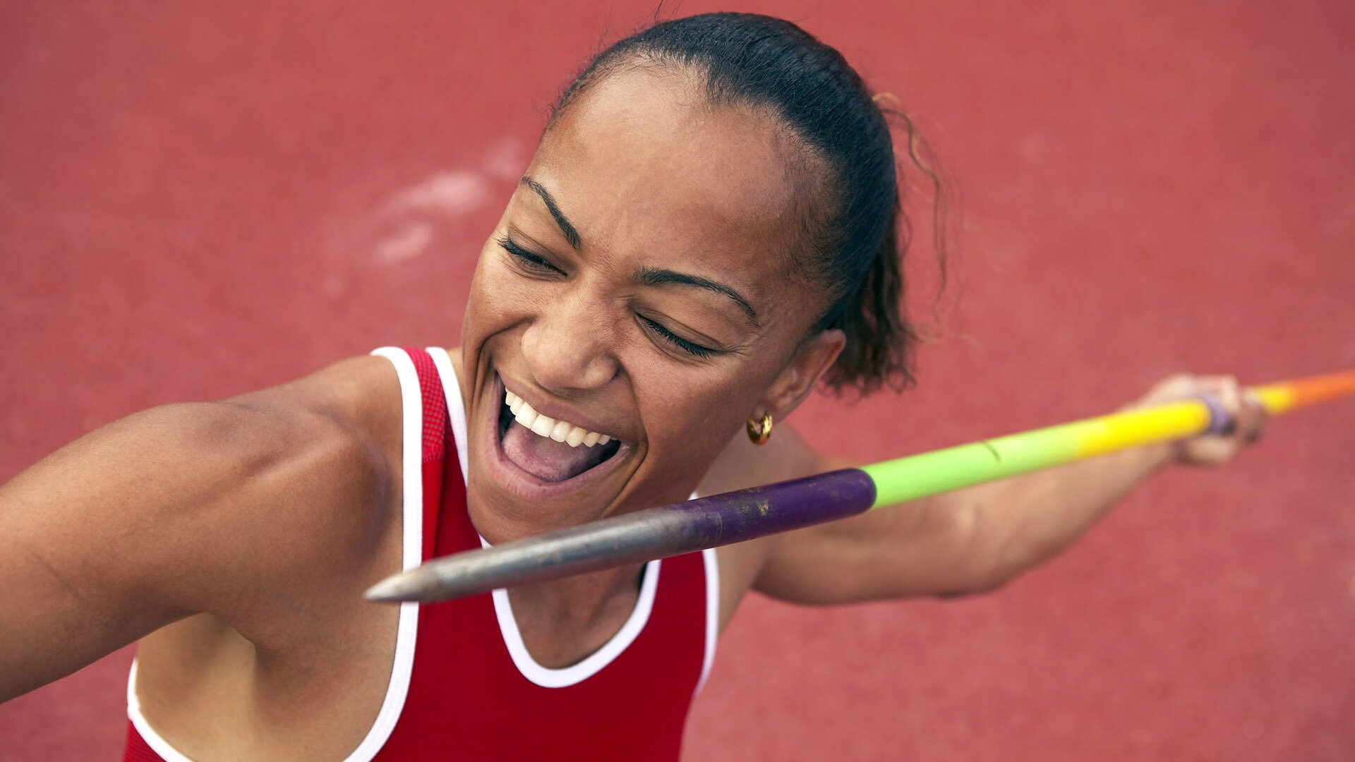 德国战车碾过紫百合？解码英超争冠背后的德式高压与战术隐喻