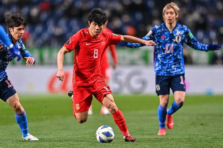 日本队鏖战法国队,辛杜统治全场 日本队鏖战法国队,辛杜统治全场